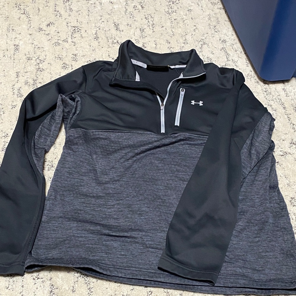 Under Armour Men's Zip-Up Sweater in Black and Gray